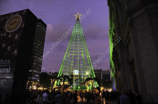 Festejos navideños en la Ciudad de Buenos Aires El árbol de navidad más grande del mundo