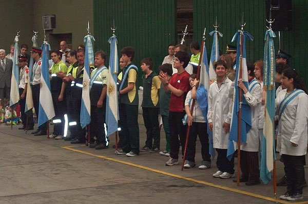 Acto en el Dia de la Defensa Civil, en Buenos Aires