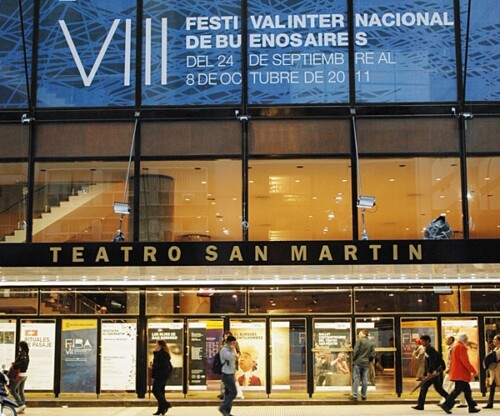 Nueva fachada del Teatro San Martin