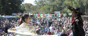 mariachis-2008a.jpg