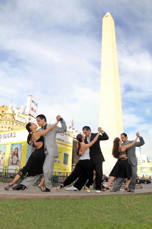 obelisco-75aniversario.jpg